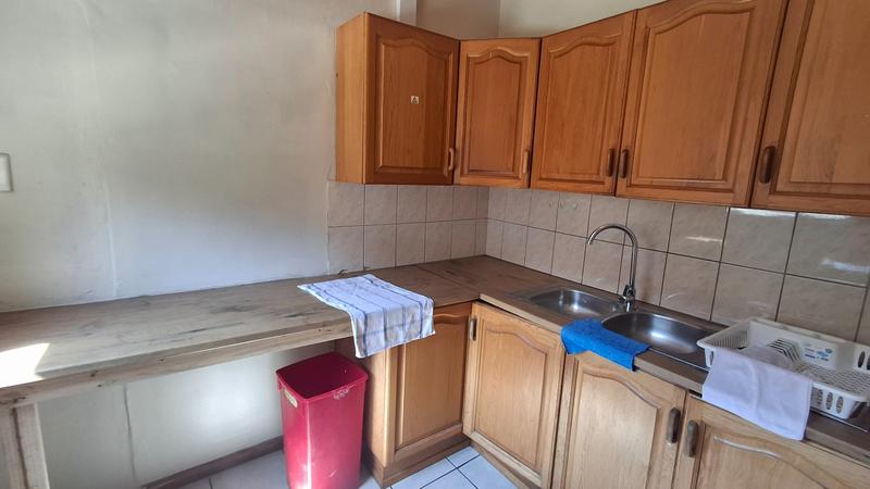 To Let 7 Bedroom Property for Rent in Humansdorp Eastern Cape
